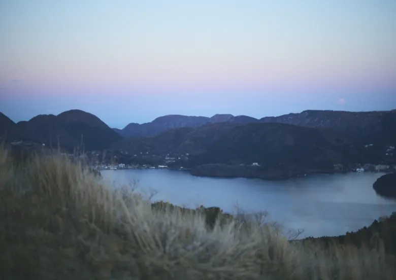 YURI YOSUMI Hiker`s Story 写真