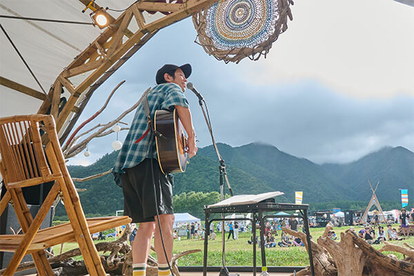 Feel EARTH MUSIC LIVE