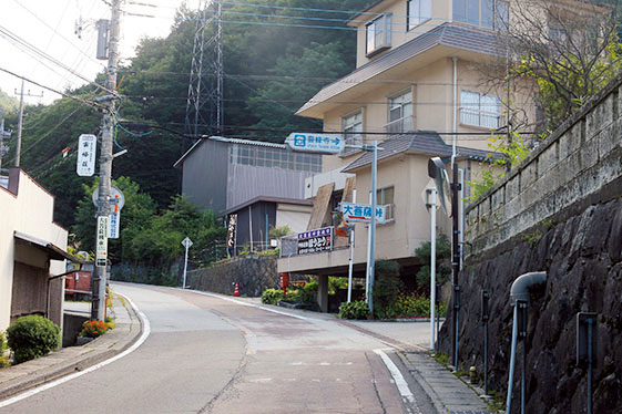 「大菩薩峠登山口」甲府エリア|登山口スポット【登山口】